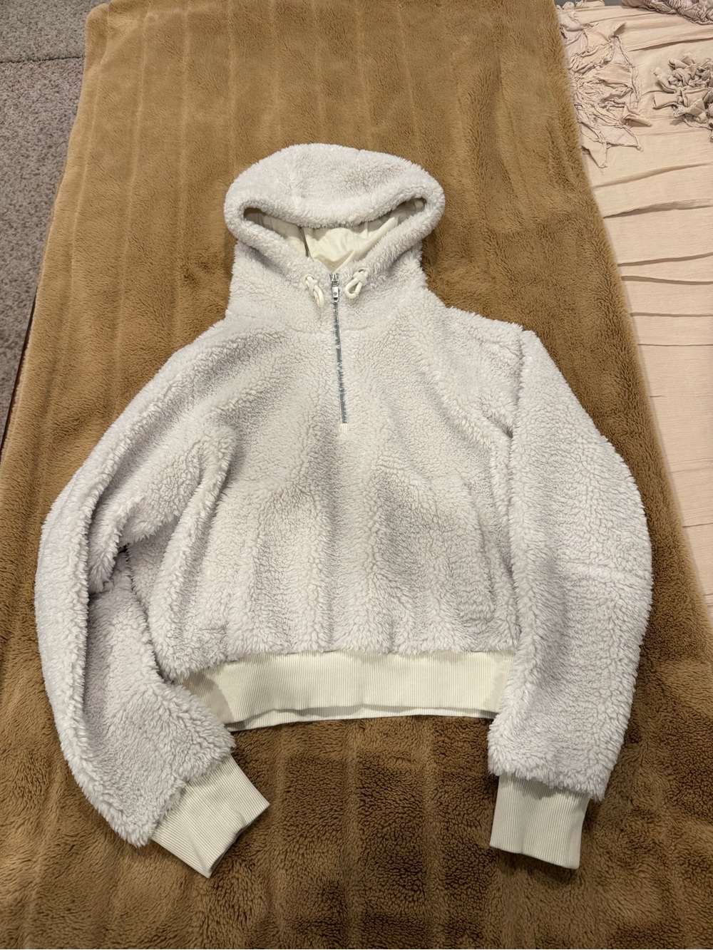 Lululemon Textured Fleece 1/4 Zip, White Opal, Size 6